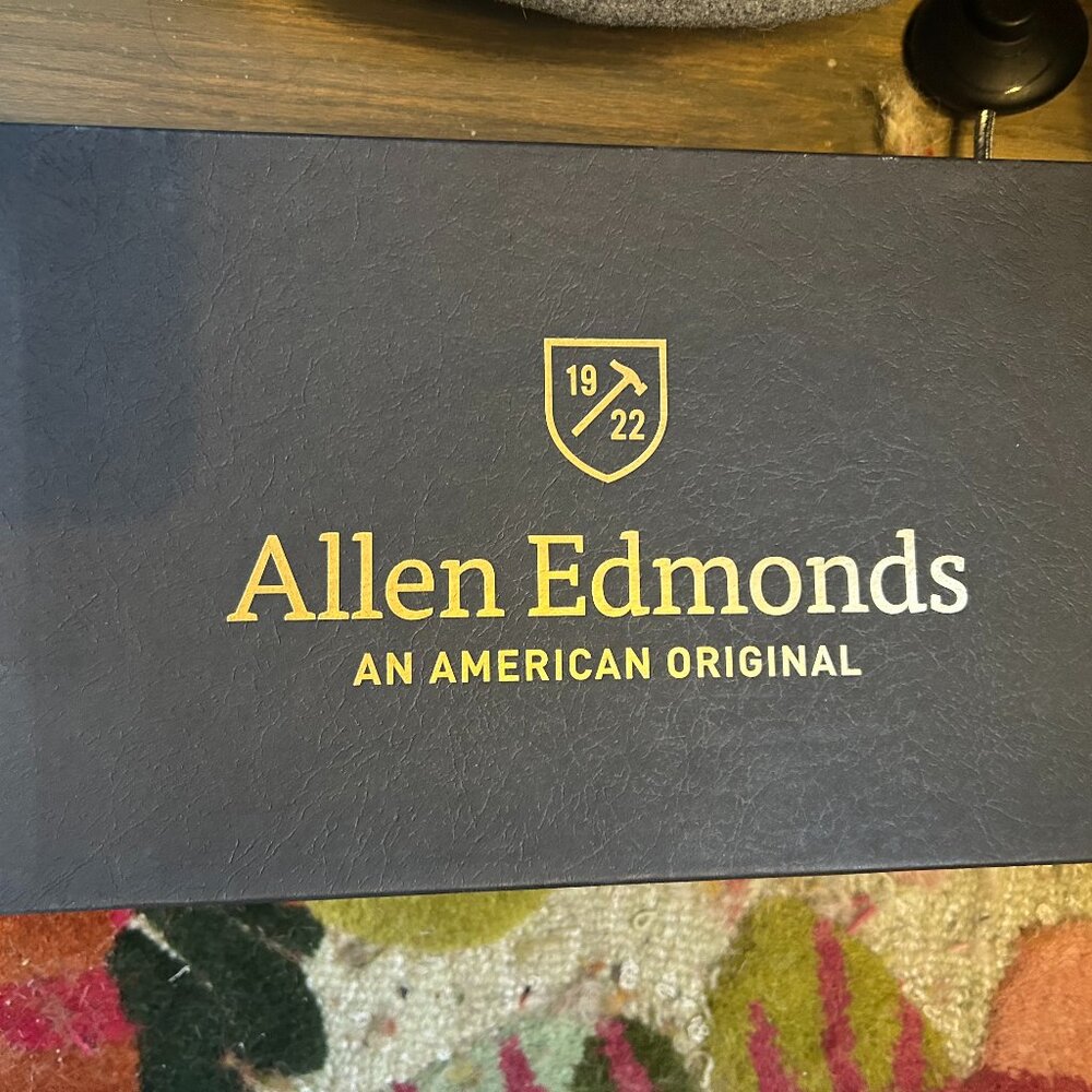 Allen Edmonds Dark brown, Size 8.5